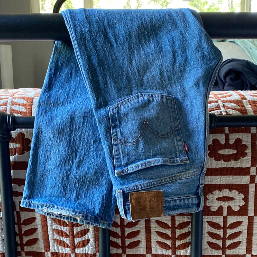 Levi's Wedgie Jean
